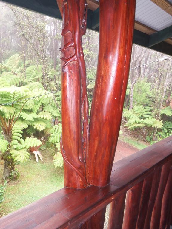 Aloha Crater Lodge Volcano Exterior photo